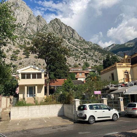 Bay Mola Home Kotor Exterior foto